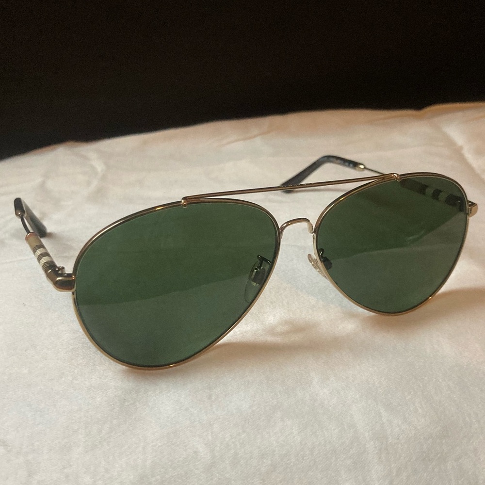 Burberry Aviator Sunglasses NWOT